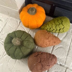 Trader Joe’s Felt Pumpkin and Pinecone Decor Set